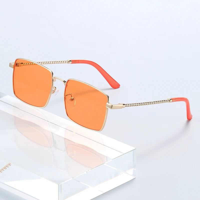 고화질 자외선 차단 렌즈, 눈부심 방지로 안전한 운전을 위한 자동차 선글라스7132