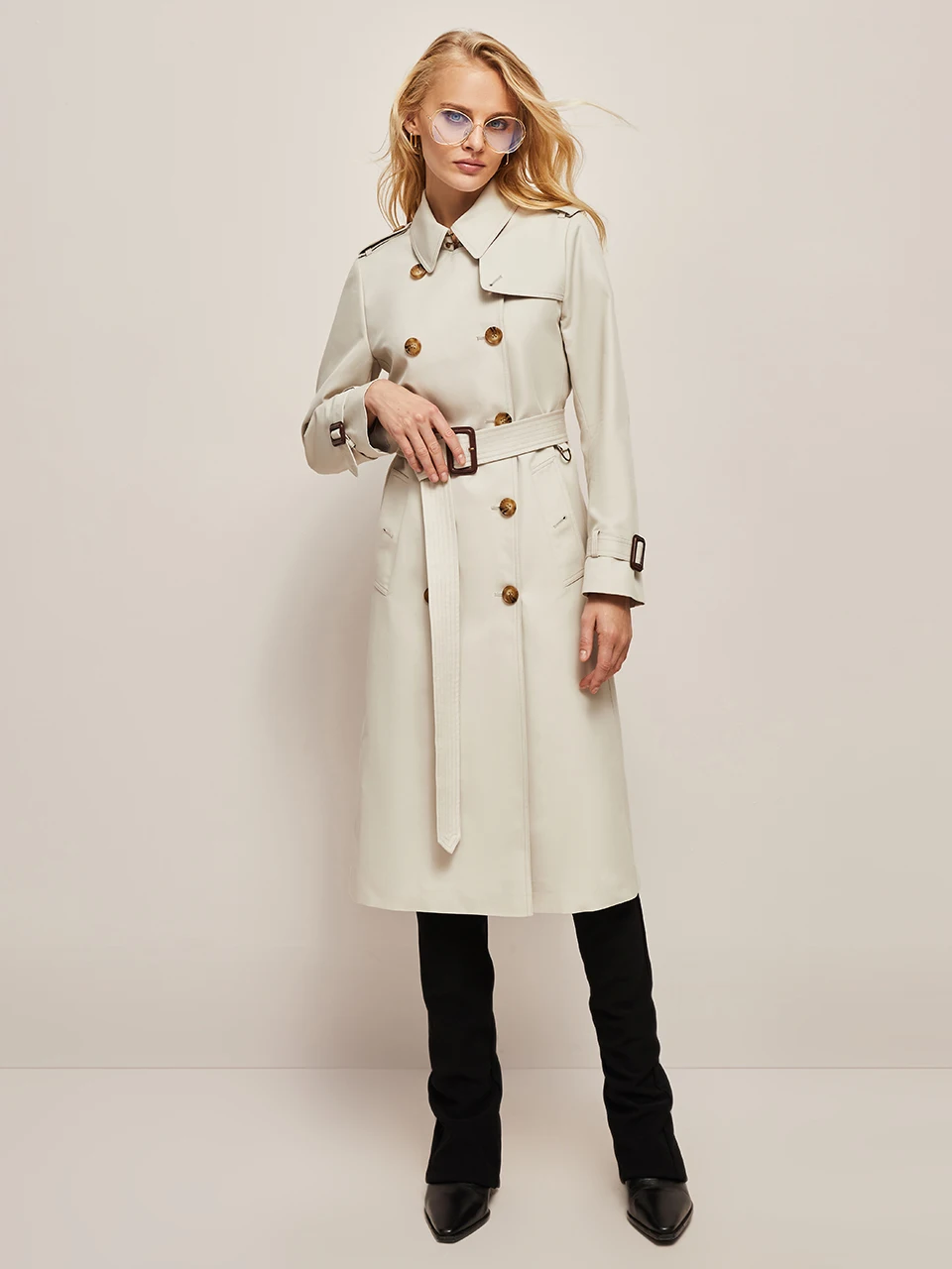 コート O BIANI FW24 Double-breasted coat (OV820W00039 11) Alberto Biani Double-Breasted Coat Coats, Trench Coats White