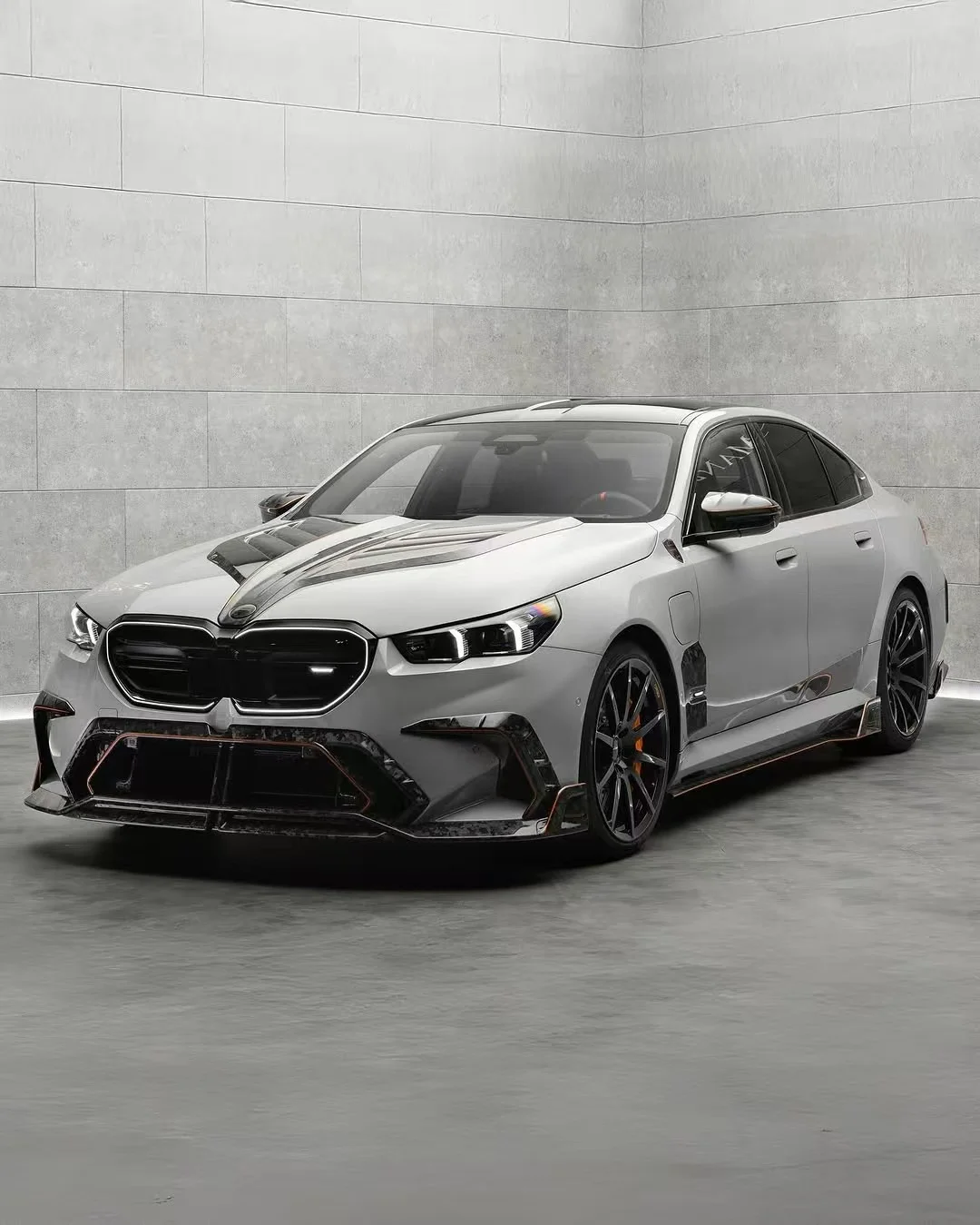 For BMW M5 G90 Carbon Fiber Body Kit M5 G90 MSY Carbon Fiber Front Lip Diffuser Spoiler Cover