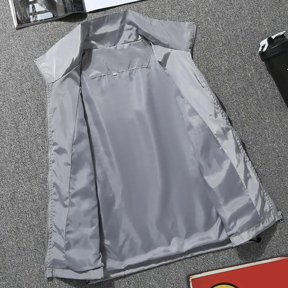 

Casual Men Jacket Stylish Men's Outdoor Windbreaker Jacket with Lapel Long Sleeve Zipper Placket Solid Color Spring for Active