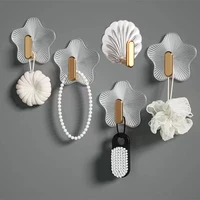 1/3/5pcs gold-plated star and shell punch-free hook, waterproof kitchen bathroom high load bearing, multi-functional door sticky 1