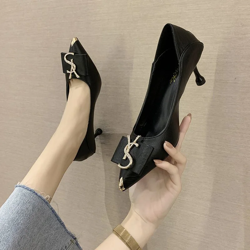 

Shoes for women 2022 Spring Brand Designer Women Slip on Pumps Metal Rhinestone Pointed Toe Thin High Heels Woman Shoes
