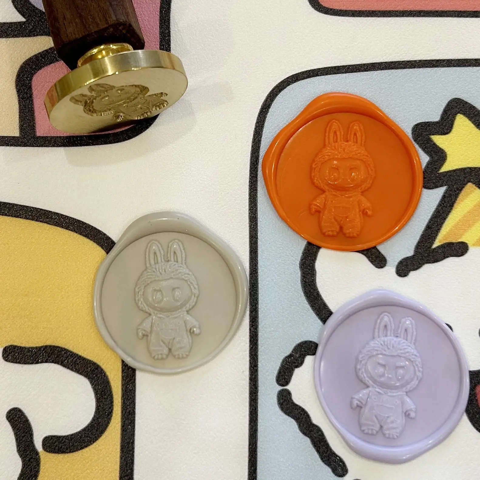 Hot Labubu Fire Seal Seal Head Multi-Layer Relief Cute Fine Carved Copper Head Invitation Envelope Sealing Stamp Surprise Toy