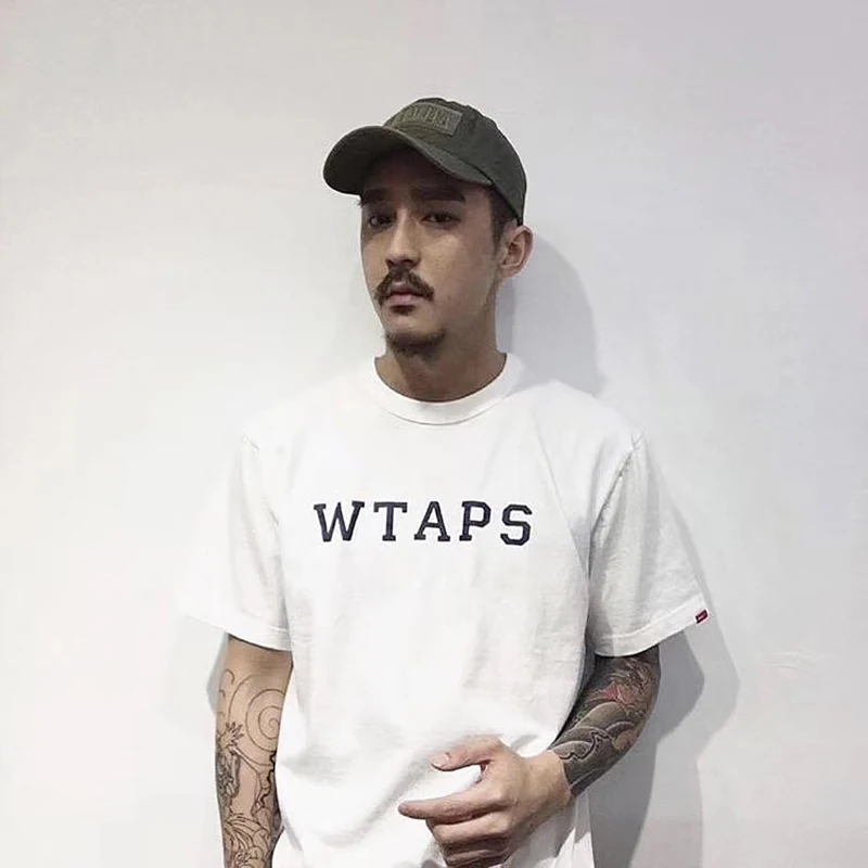 

Chest Print Logo WTAPS T-Shirt Sleeve Embroidery Red Label Clothes Men Women Streetwear Tops Tee Japan