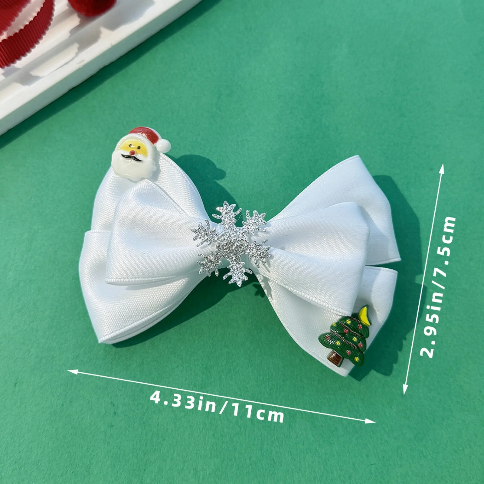 1PC Christmas Santa Snowflake Tree Hair Bows，Cute Xmas Holiday Hair Accessories, Perfect for Party Gifts & Festive Looks