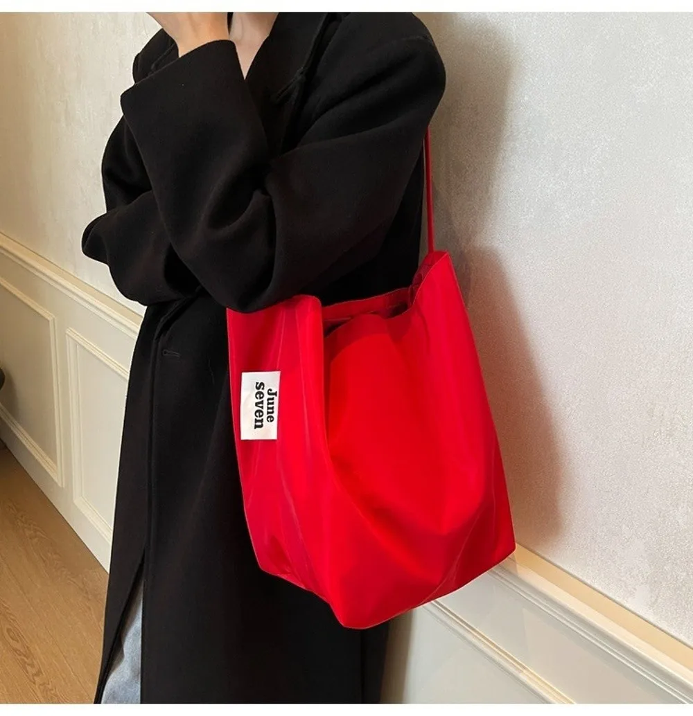 Neue Einfarbige Weiche Nylon-Schultertasche Designer-Produkt Große Kapazität Handtasche Vielseitige Schlichte Tragetasche – Detail 12