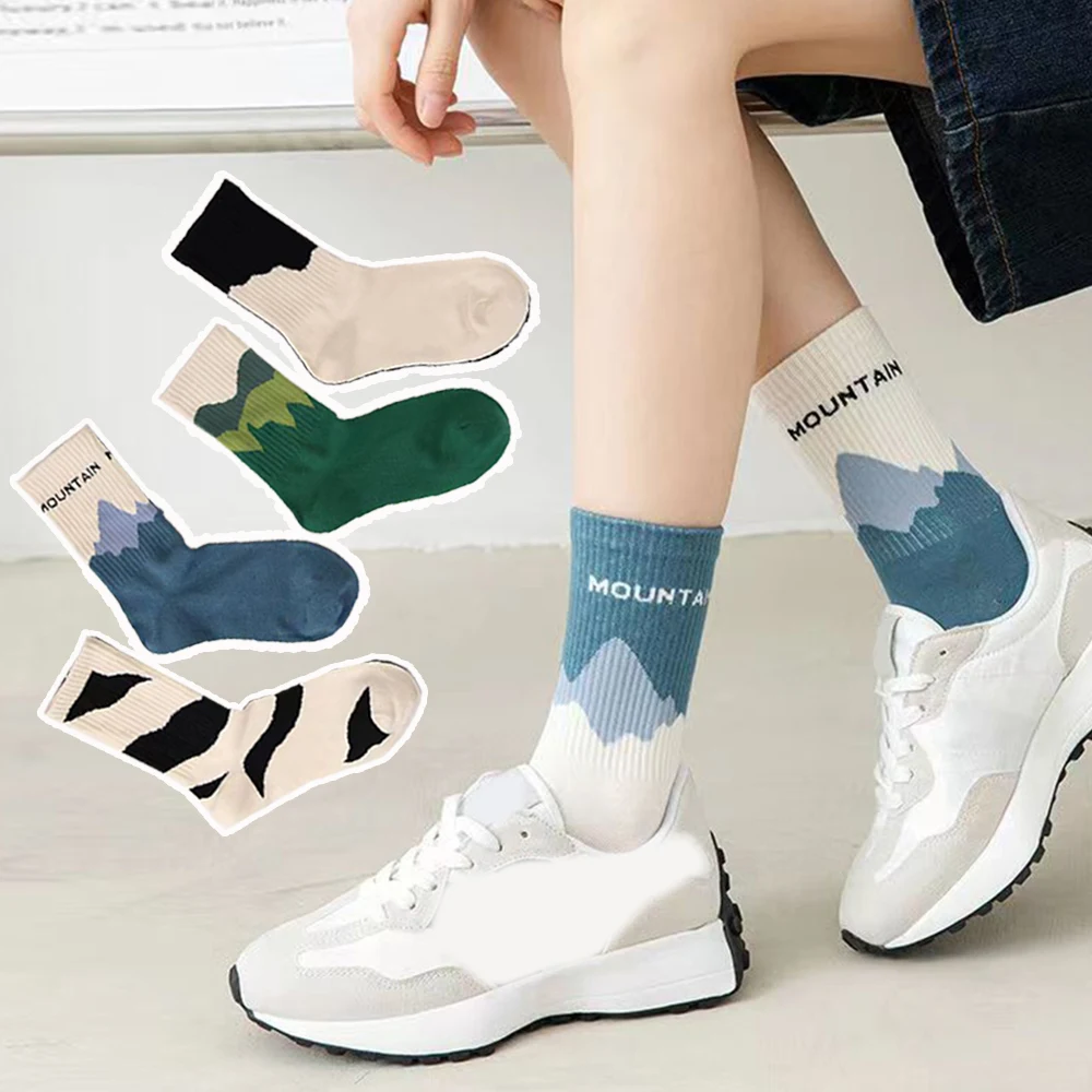 

AB New Couple Socks Minimalist Mid Tube Socks Personalized Trend Asymmetric Ins Style Printed Fashion Men Women Irregular Socks