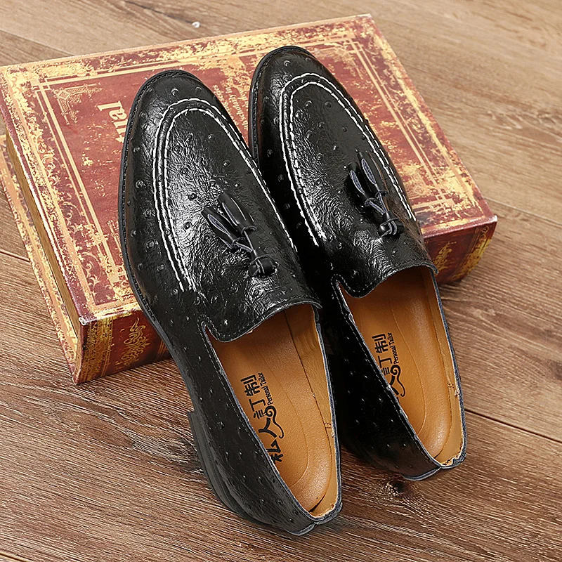 Brand White Tassel Men's Leather Shoes Casual Moccasin Homme Men's Oxford Shoes Flat Men's Boat Shoes Business Men's Loafers