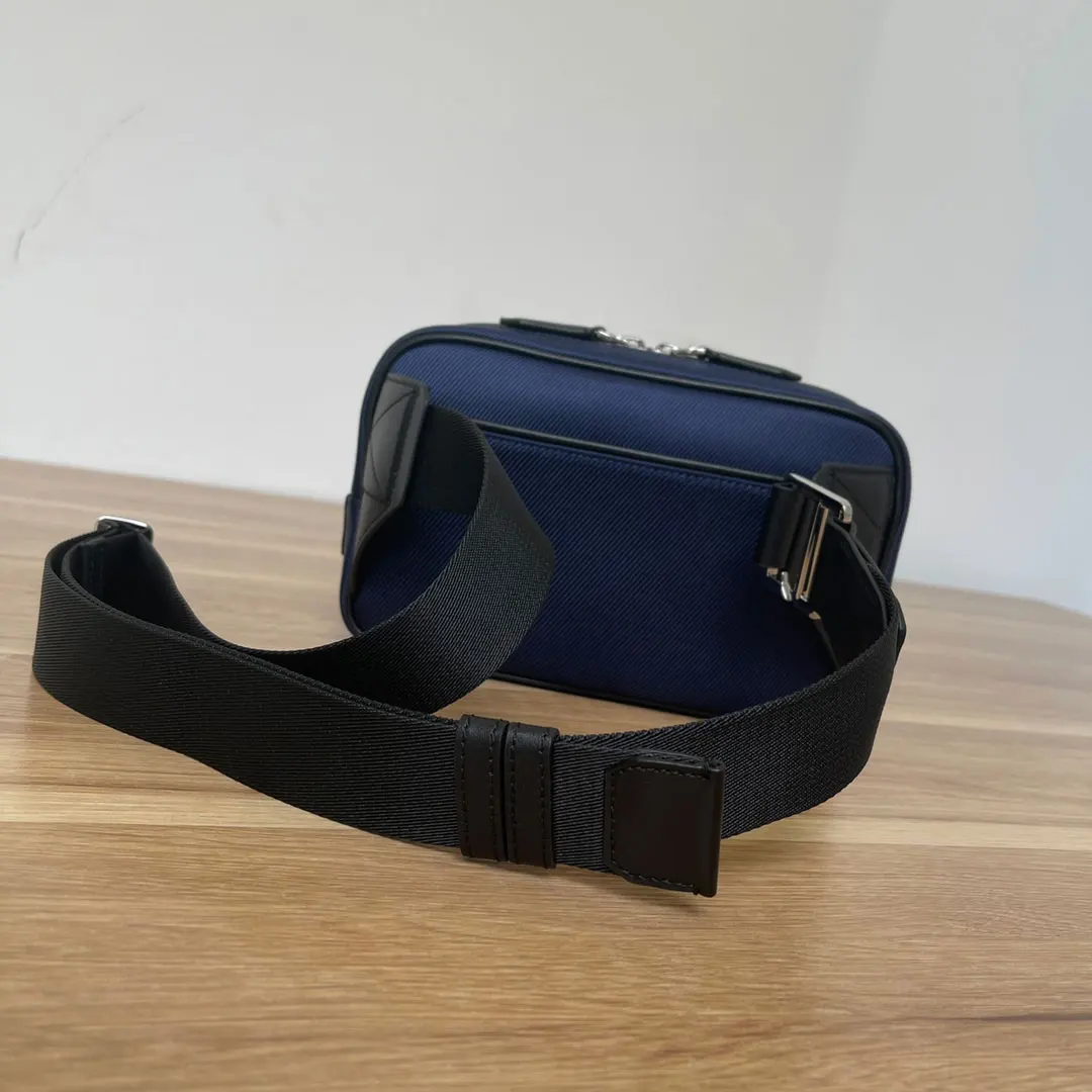 Рисунок 5 - Новая брендовая мужская сумка B