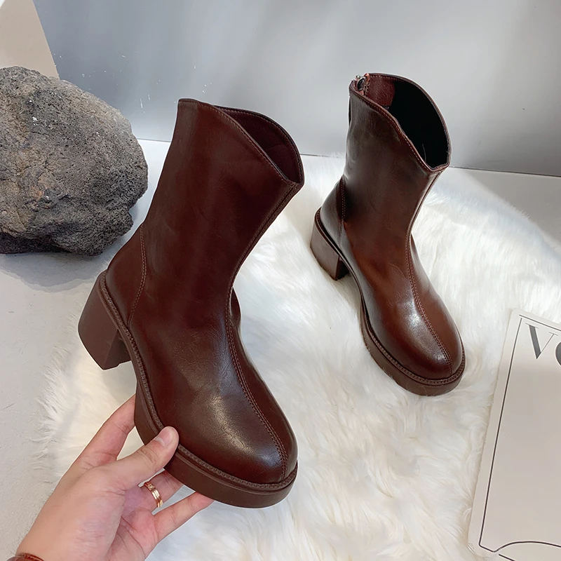2023 Fashion Spring and Autumn Women's Chunky Heel Short Boots Pu Material One-foot Women's Platform Boots Large Size 35-40