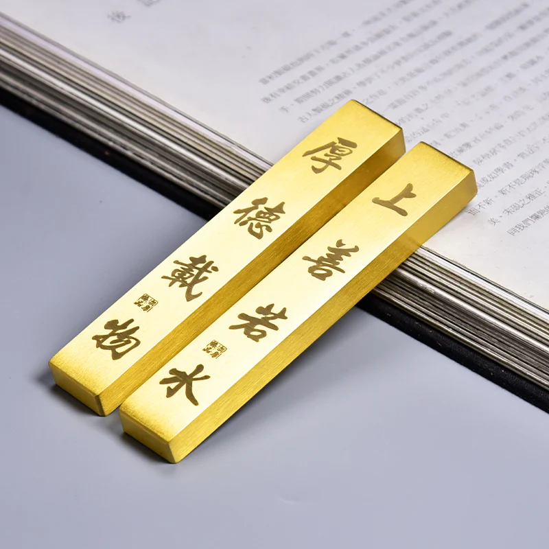 

Creative Lovely Brass Paperweights Students Paper Pressing Paperweights Traditional Painting Calligraphie Practice Paperweights