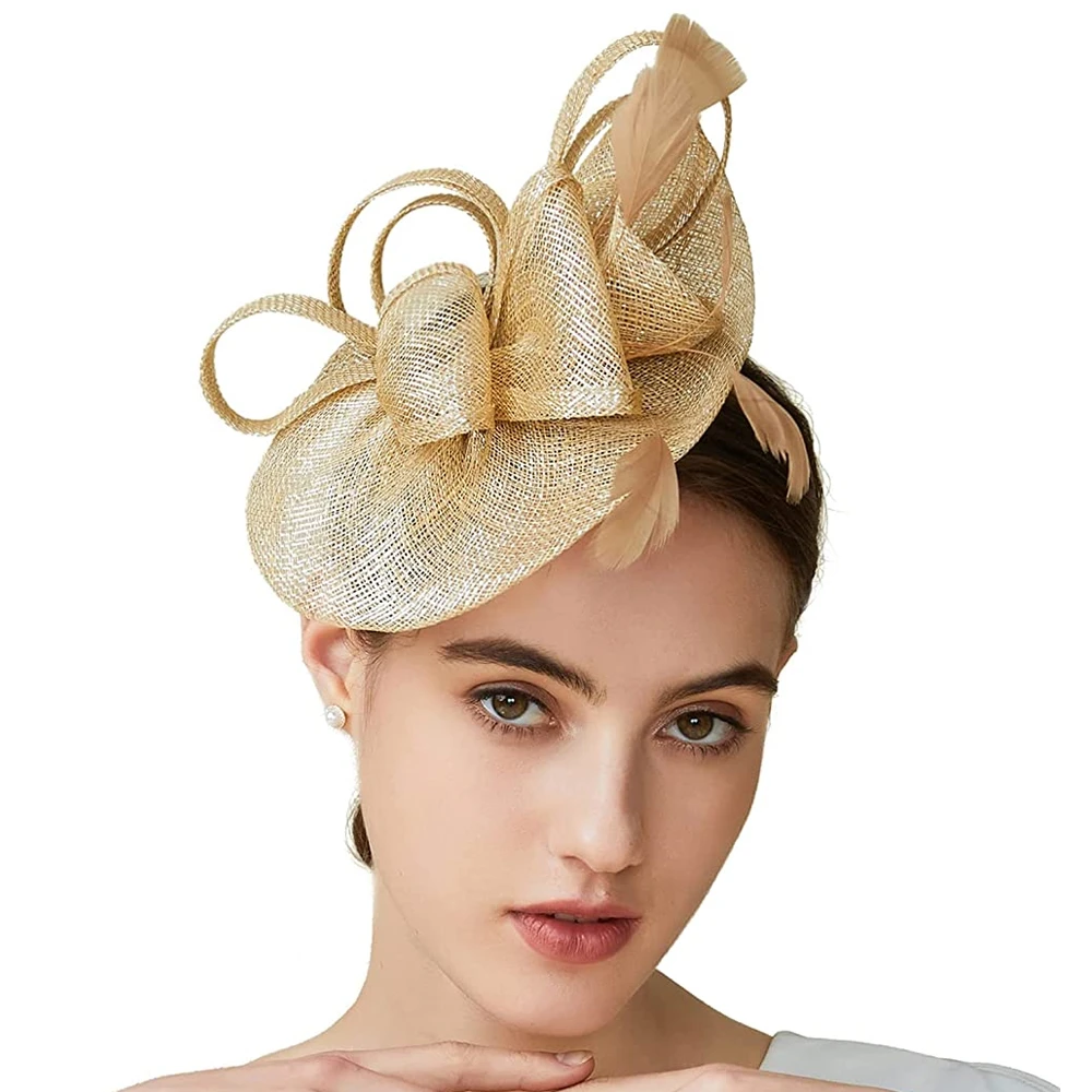 Cappello fascinator con piume mini a scatola di pillole rosa