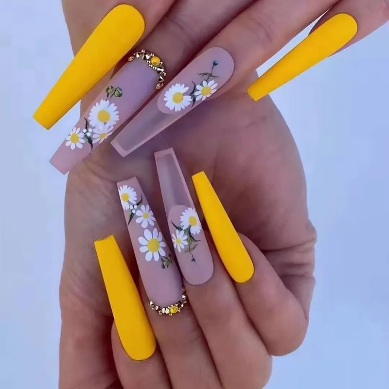 

24PCS Yellow Daisy Long Matte Nails PressGlue On Curved Sunflowers Floret Fake Nail Tips Rhinestones Design Nail Supply Kaw Tips