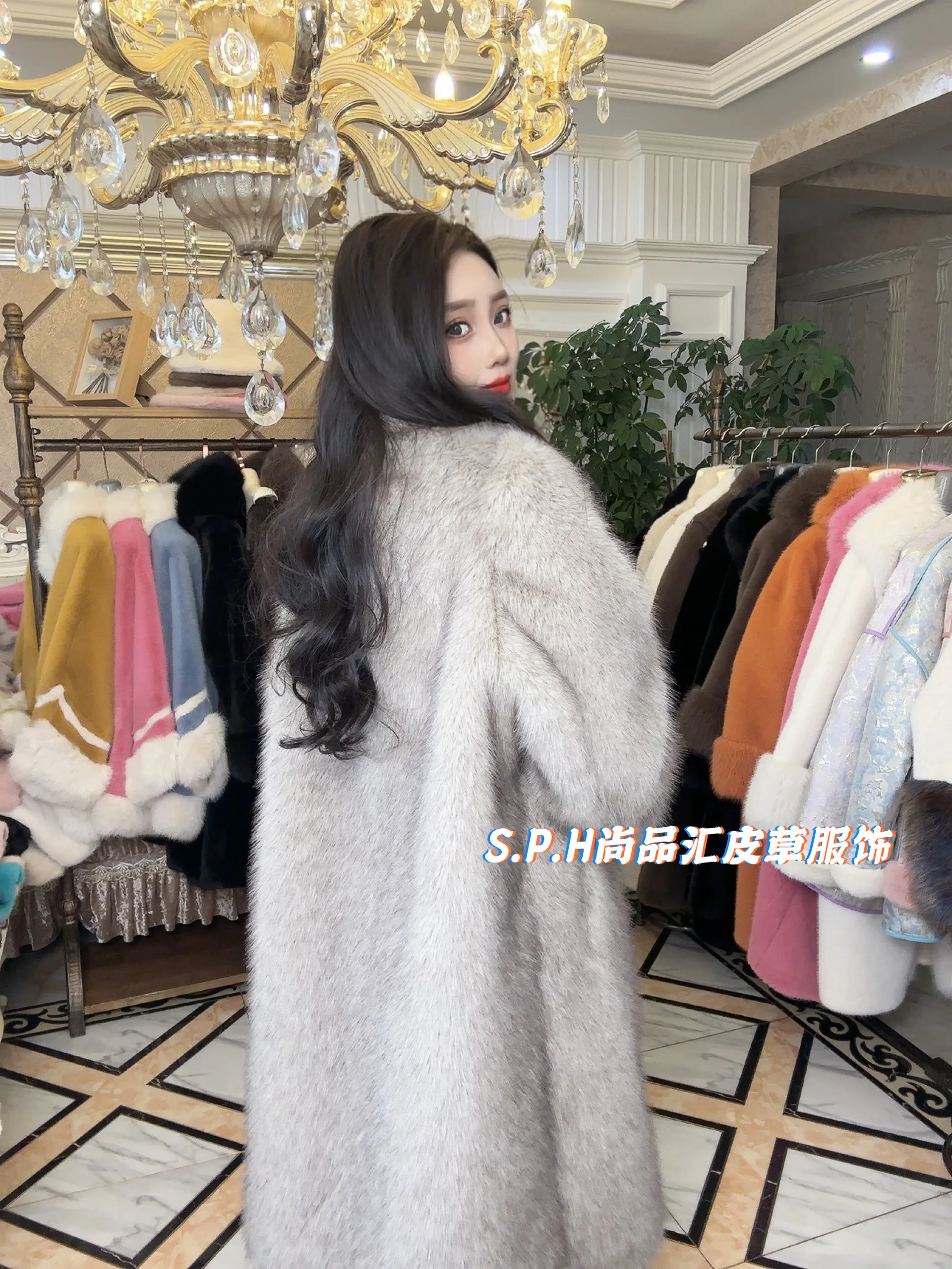Women's Long Stand Collar Two-Tone Coat 2023 Winter New Single-Breasted Loose and Warm Fur Coat Female Faux Fur Cardigan