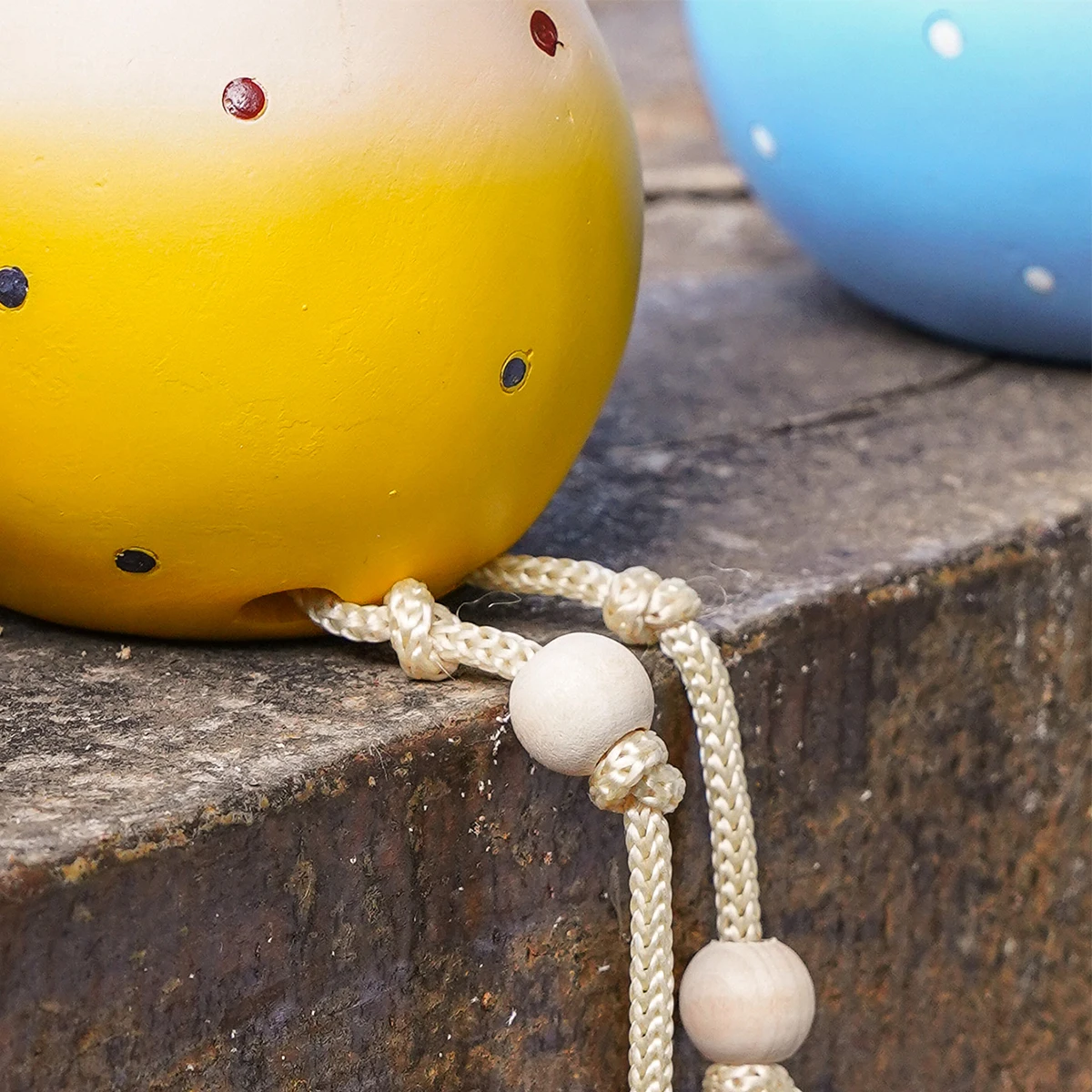 1PC, a cute and funny big-eyed long-legged chicken decorative item, suitable for home and garden decoration