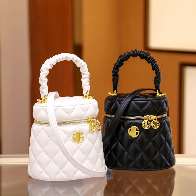 chanel drawstring bucket bag 2020