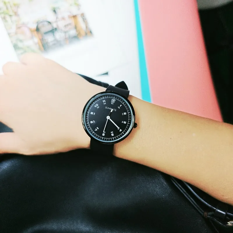 Orologio impermeabile in silicone elegante e semplice, display 24 ore, adatto per personale medico, studenti e uomini e donne - Image 2