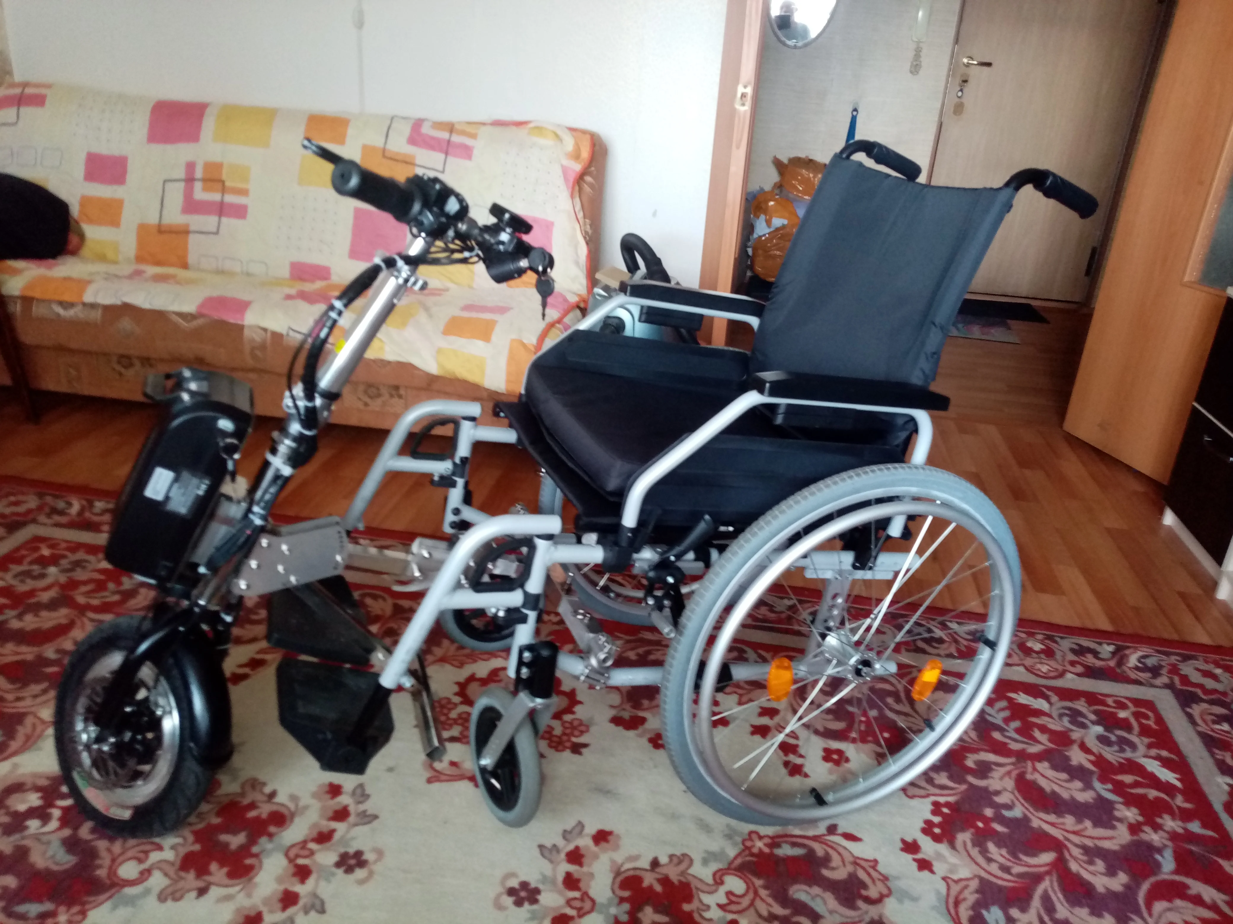 Cheap price Handcycle wheelchair attachable electric handcycle for disabled Electric bike conversion kits 4