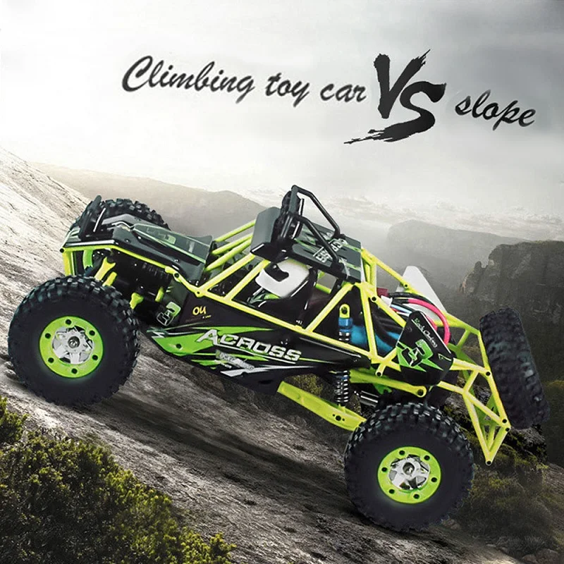 Dessous du Crawler Buggy RC 12428 montrant la transmission 4WD et le châssis métallique