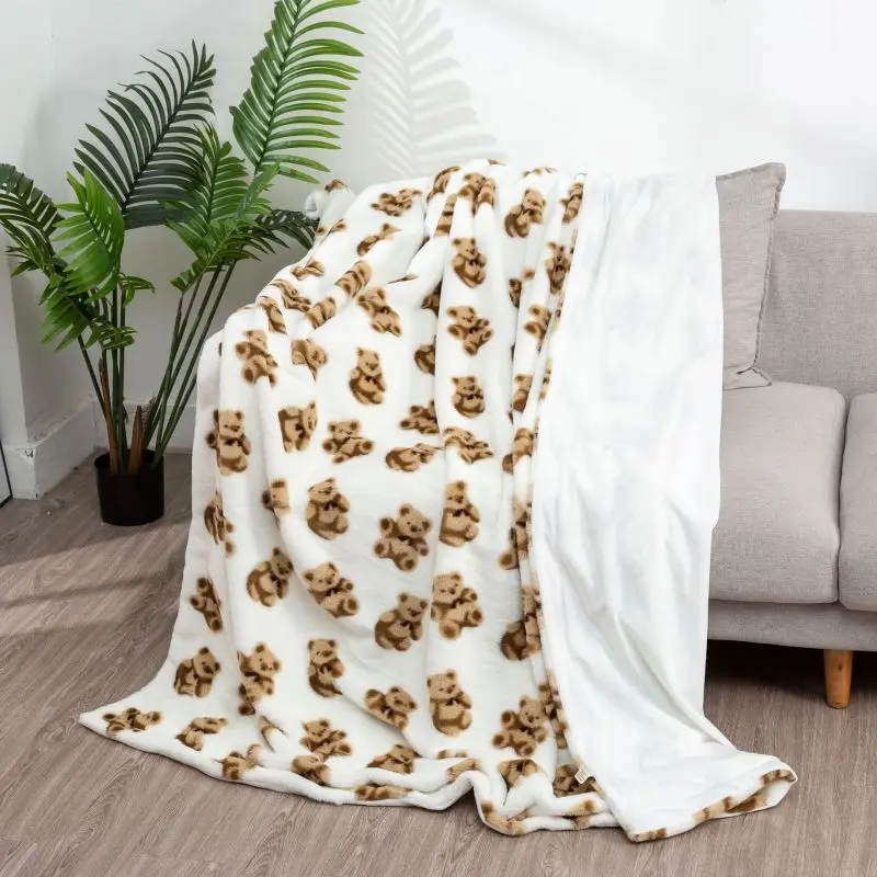 12 Best Plush Blankets 2023 The Strategist