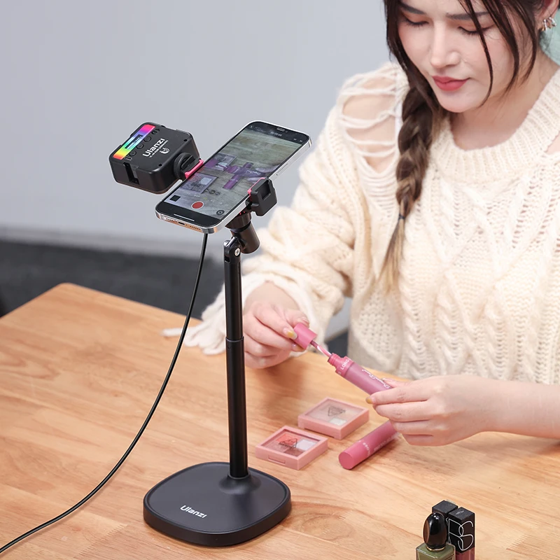 Ulanzi SK-06 Livestreaming Set Phone Clip with Cooling Radiator Smartphone Stand with 360°Rotation Ballhead