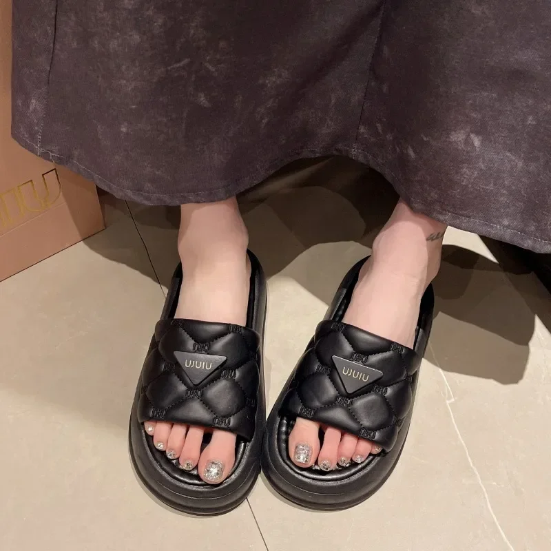 

Женские летние простые однотонные сандалии, модные босоножки для повседневной носки и отдыха, большие шлепанцы для покупок, новинка 2024