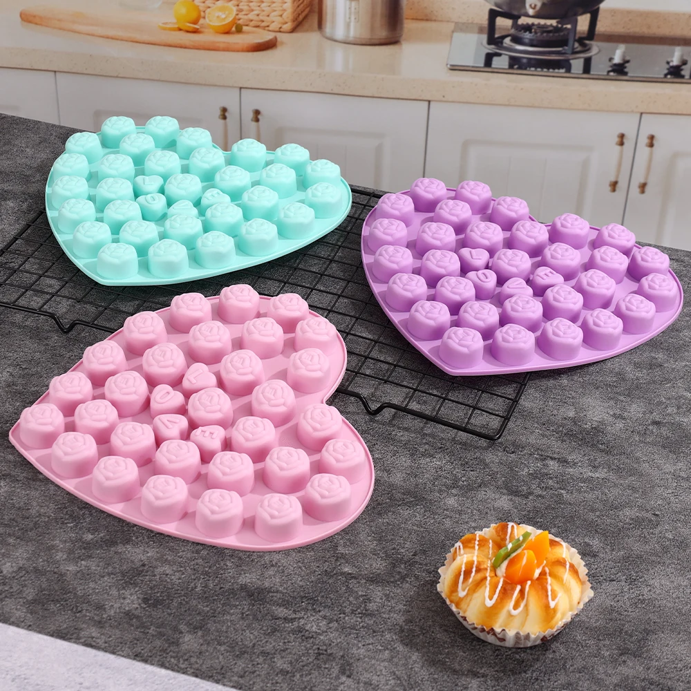 2PCS Valentine's Day Silicone Molds, 6 Heart Design Silicone Molds,  Non-Stick Baking Molds for DIY Valentine's Day Chocolate, Candy, Gummy, Ice  Cubes