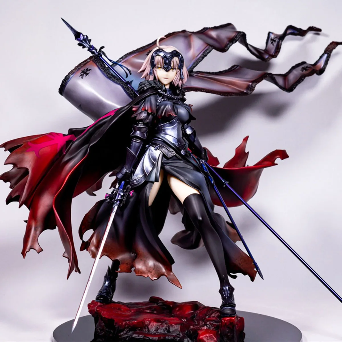 Anime Game Fate/Grand Order 30CM Jeanne d'Arc (Alter) 1/7 Pvc Kawaii
