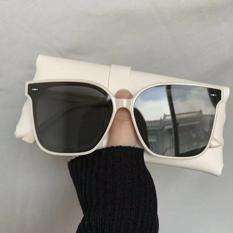 

New Large Frame Square Sunglasses Women's Brand Designer Fashion Sun Glasses Classic Men's Vintage Eyewear UV400 Oculos De Sol
