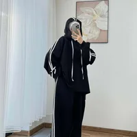 Costume musulman pour femmes, haut à capuche, pantalon à jambes larges, ensemble 2 pièces, sweat-shirt à capuche, tenues sportives à rayures, survêtement 5