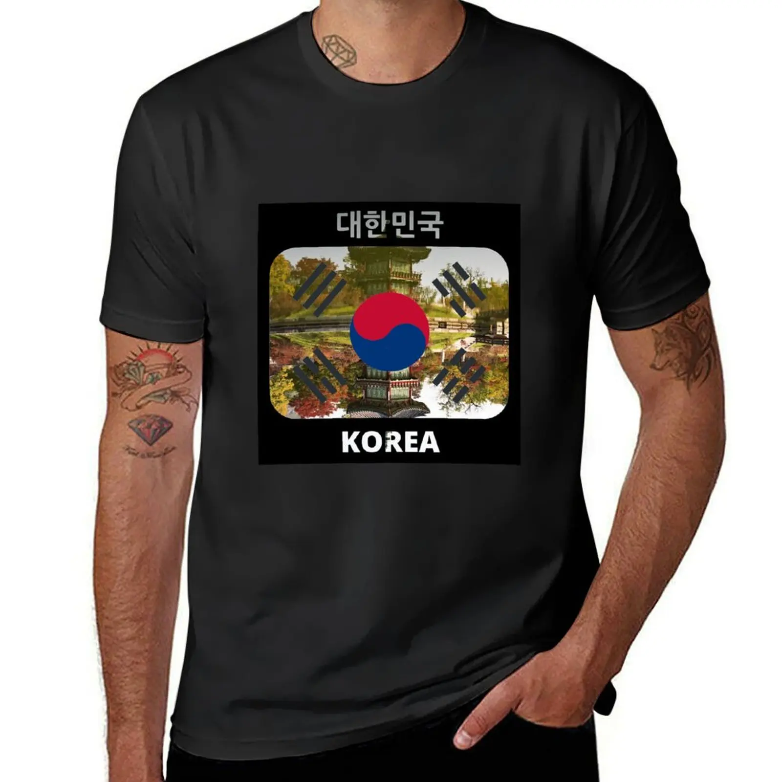 

Korean flag with autumn theme - Hyangwonjeong in Gyeongbok palace T-shirt cute tops men clothings