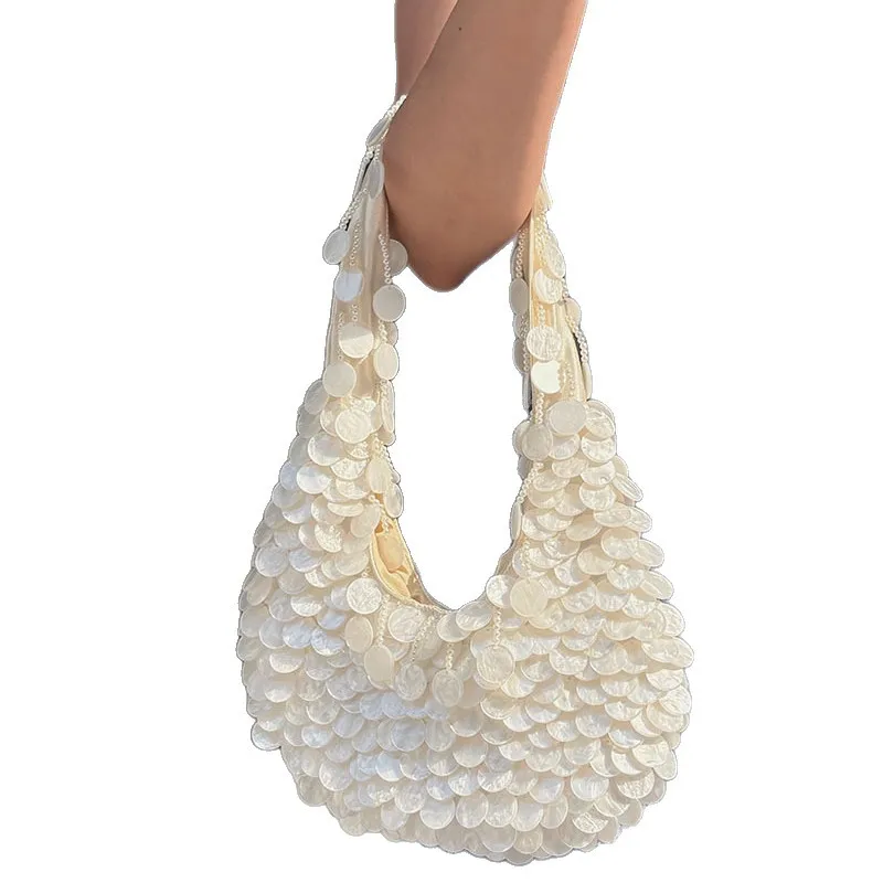 Handmade Shell Handbags Fashion Wooden Circular Handle Women's Natural Shell Beaded Bag Luxurious Design Summer Beach Tote Bag