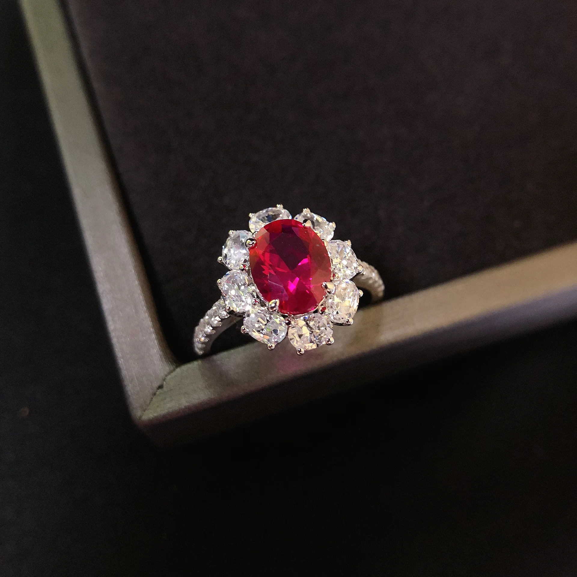 PT950 platinum diamond ring for women egg-shaped 2carat pigeon blood ruby and blue diamond white gold ring for girlfriend