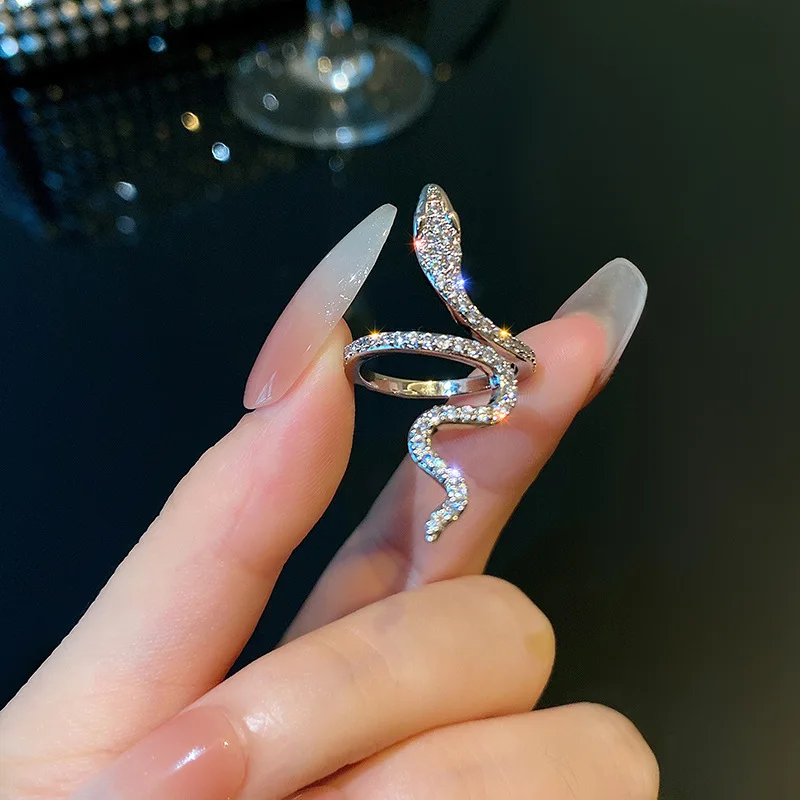 Gothic Rhinestones Adjustable Finger Ring Animal Ring Opening Ring for Men Women Fashion Punk Boy Girl Birthday Jewelry Gifts