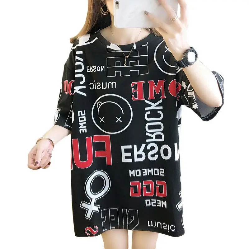 

Черная женская футболка, летняя модная большая свободная футболка с буквенным принтом смайлика, геометрическим узором, футболки в стиле Харадзюку с коротким рукавом и круглым вырезом, топы