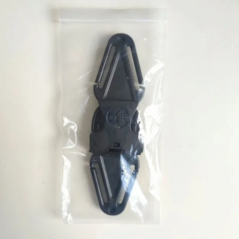 Car Child Safety Seat Belt Shoulder Belt Positioning Buckle Fixer Adjuster Baby Stroller Chest Buckle Lock Accessories