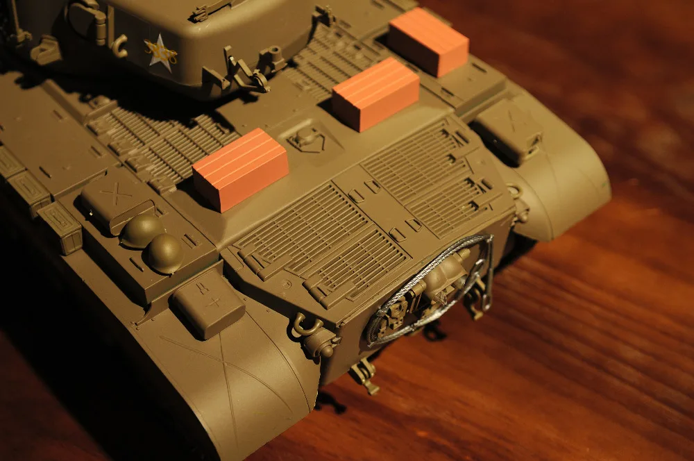 2.4Ghz 1/16 15채널 US 스노우 레오파드 퍼싱 M26 무선 조종 사격 효과음 전자 RC 탱크 모델 장난감