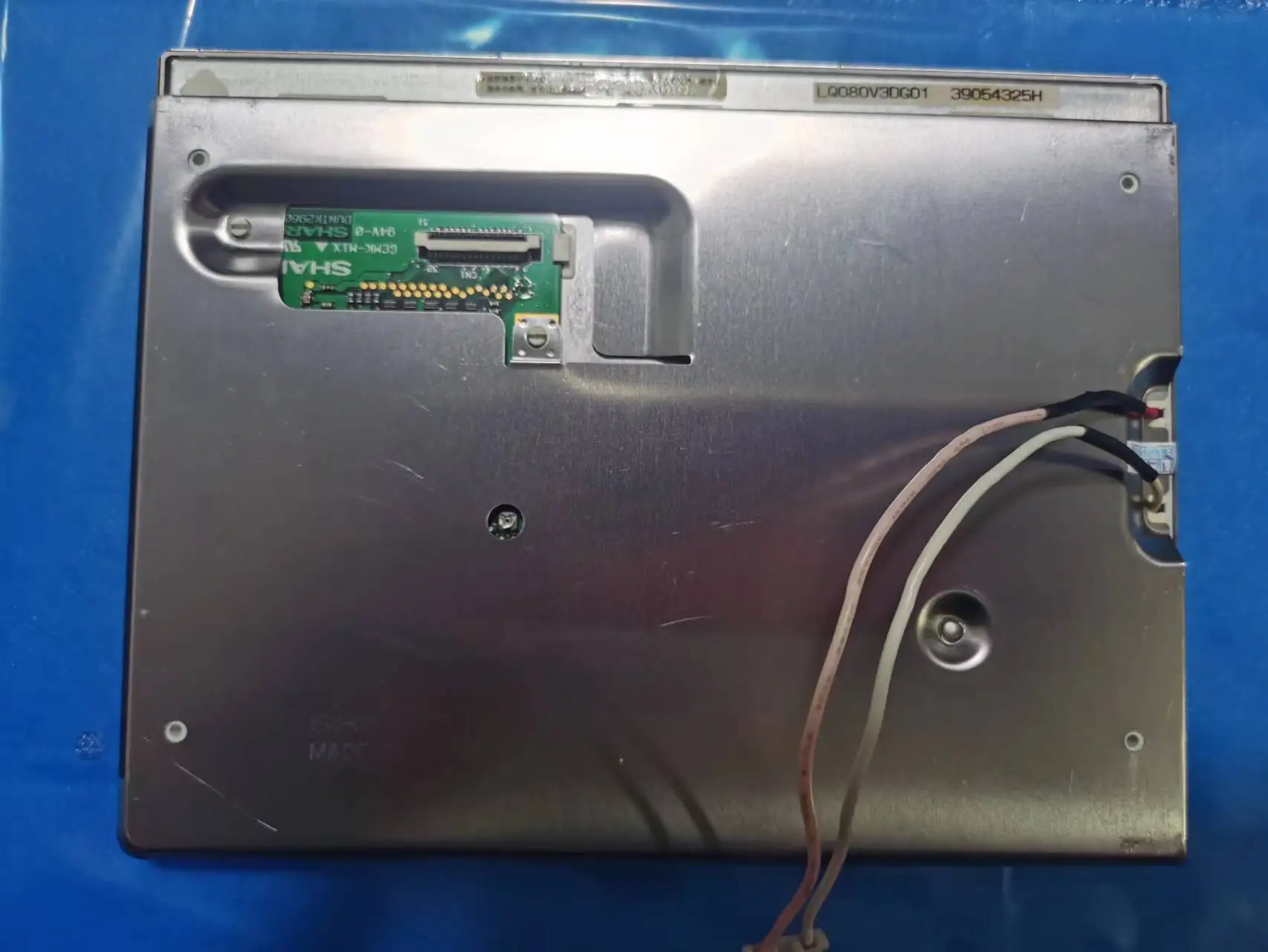 LQ080V3DG01 Оригинальный 8-дюймовый экран в наличии LQ084V1DG21