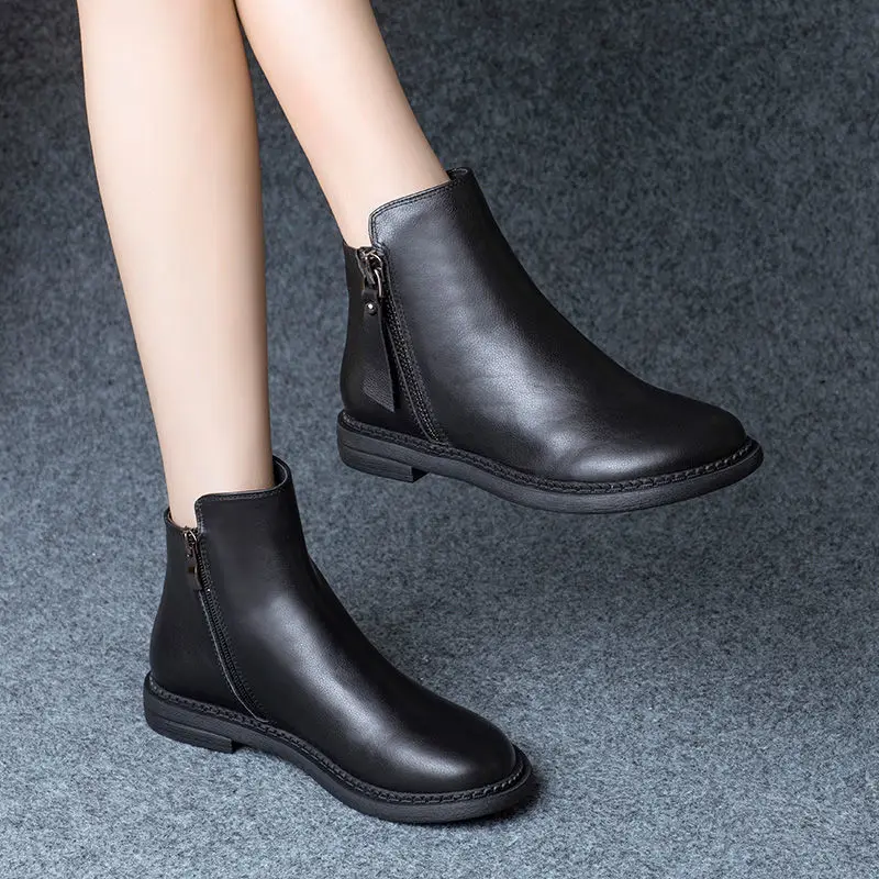 Women's Flat Ankle Boots