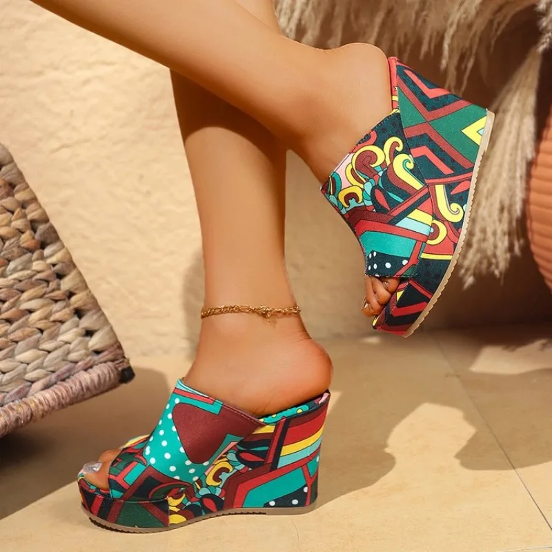 2025 Women's Sandals Designer Floral Cloth Sturdy Platform Wedge Open Toe Fashionable High Heel Dress Shoes Zapatillas De Mujer