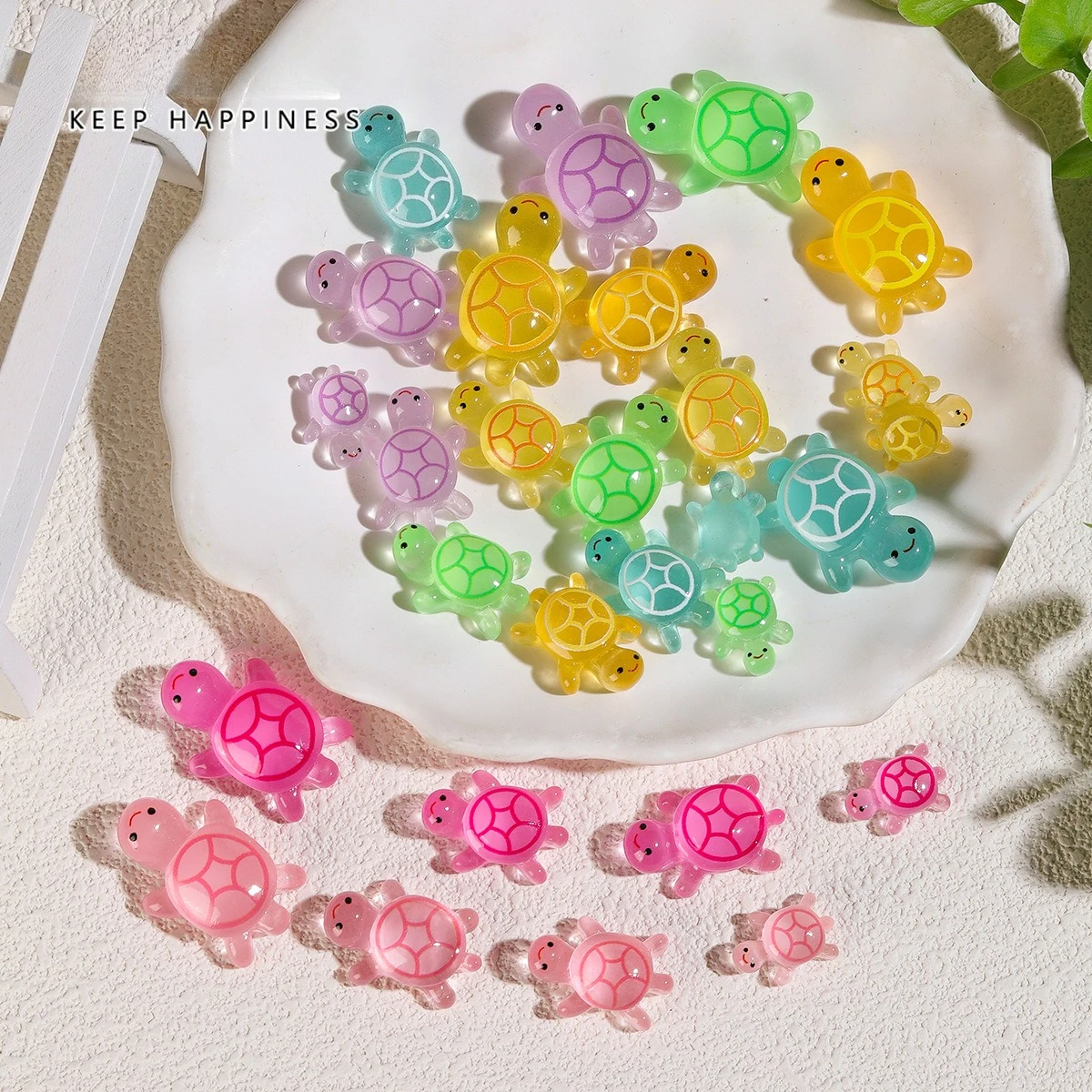 20/50/100pcs Cute Mini Luminous Turtle Ornaments Glowing in The Dark Miniatures Turtles Micro Landscape Garden Home Decor Gift 4