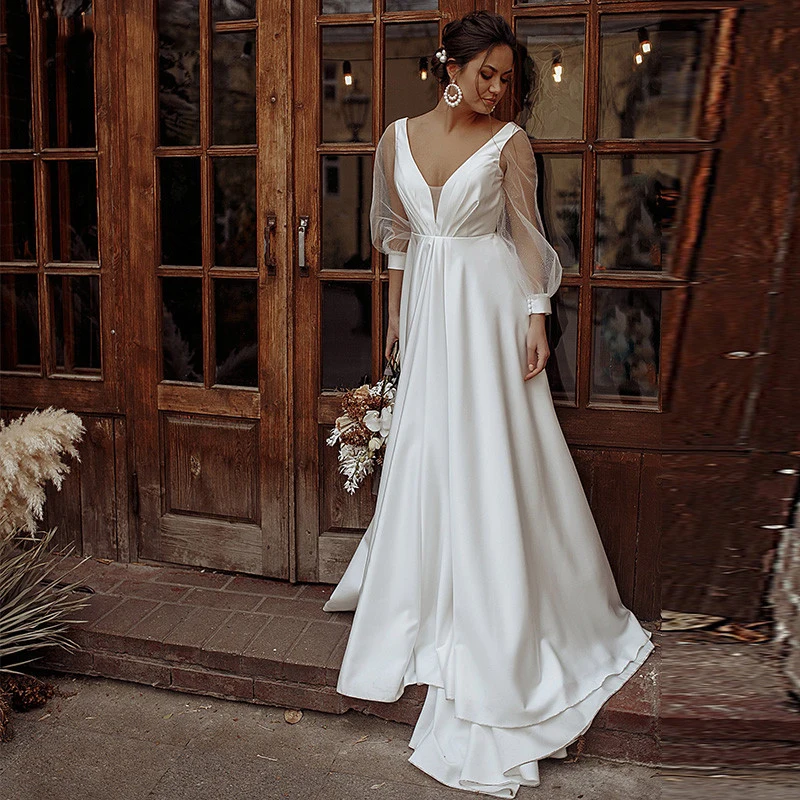 

Sexy V-Neck Backless Sheer Long Sleeves Boho Wedding Dress Beach Country Satin Ruched Robe De Mariée Wedding Gown