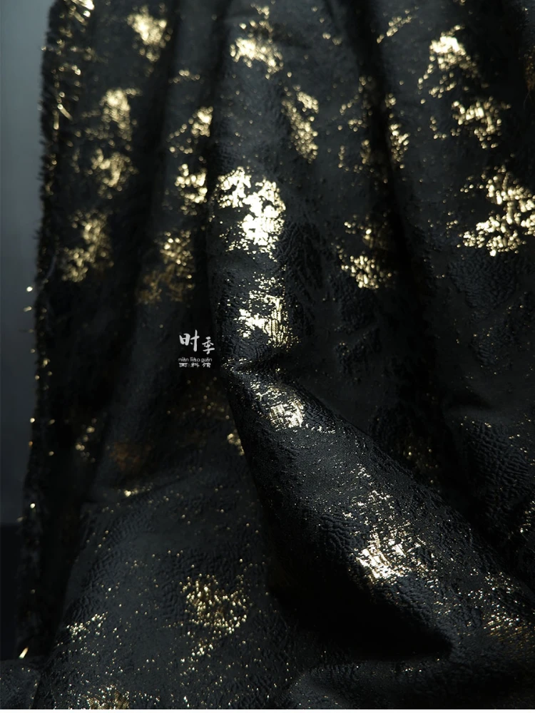 Jacquard-blend-Black-Background-Gold-Embossed-Autumn-Winter-Skirt