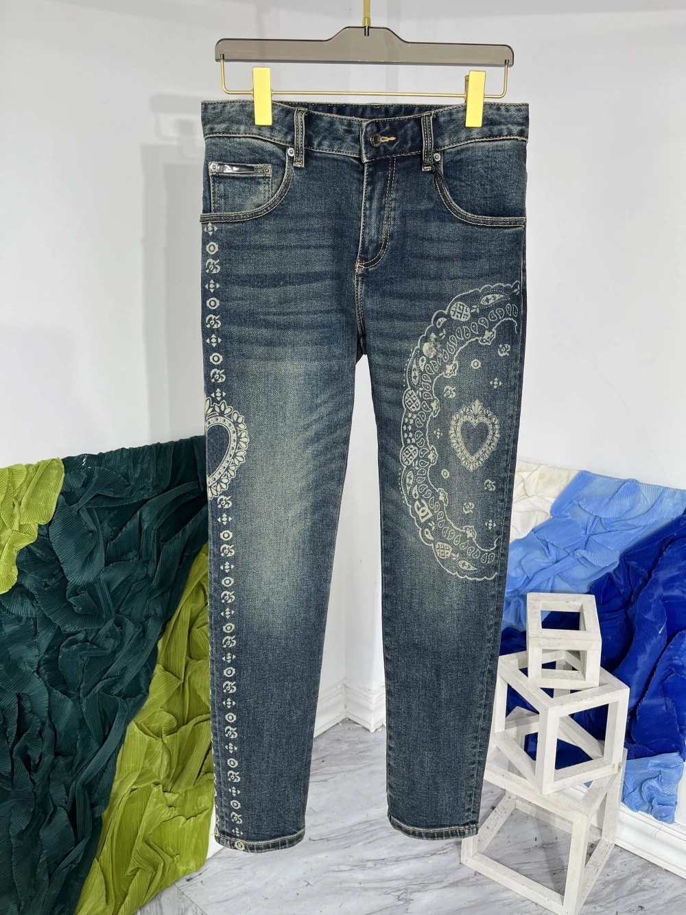 Brand New Autumn Winter Men Fashion Print Denim Straight Pants Hot Chic Casual Jeans C625