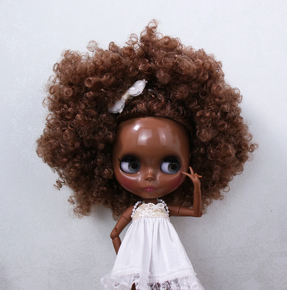 Sutton – Premium Custom Neo Blythe Doll with Brown Hair, Black Skin & Shiny Cute Face 2