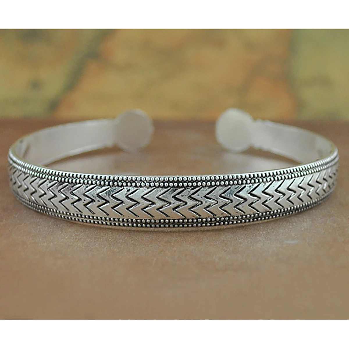 Retro Cuff Bracelet Image 13
