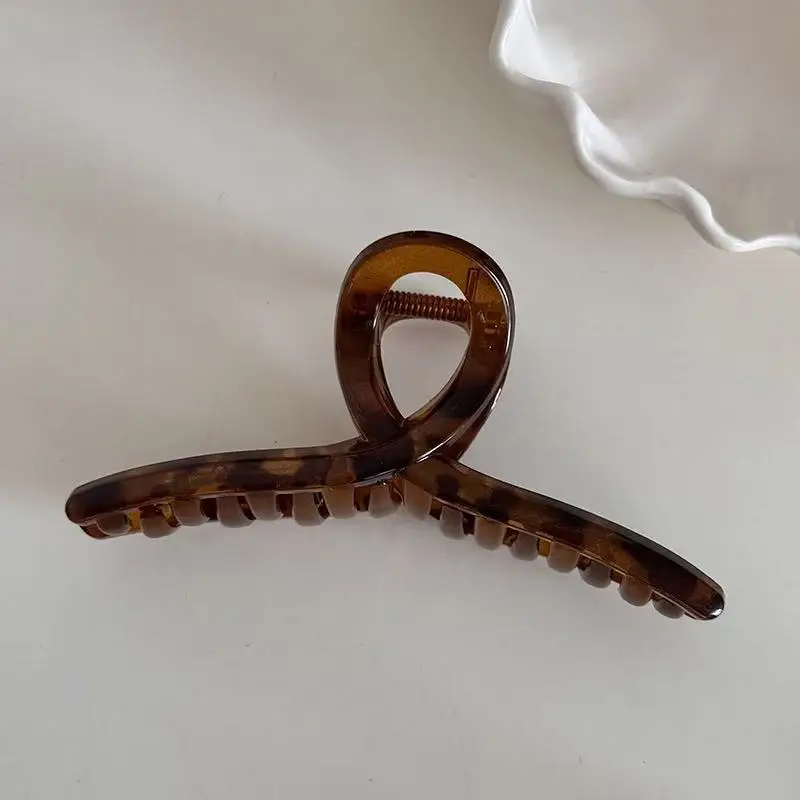 Leopard Print Hair Clip Image 6
