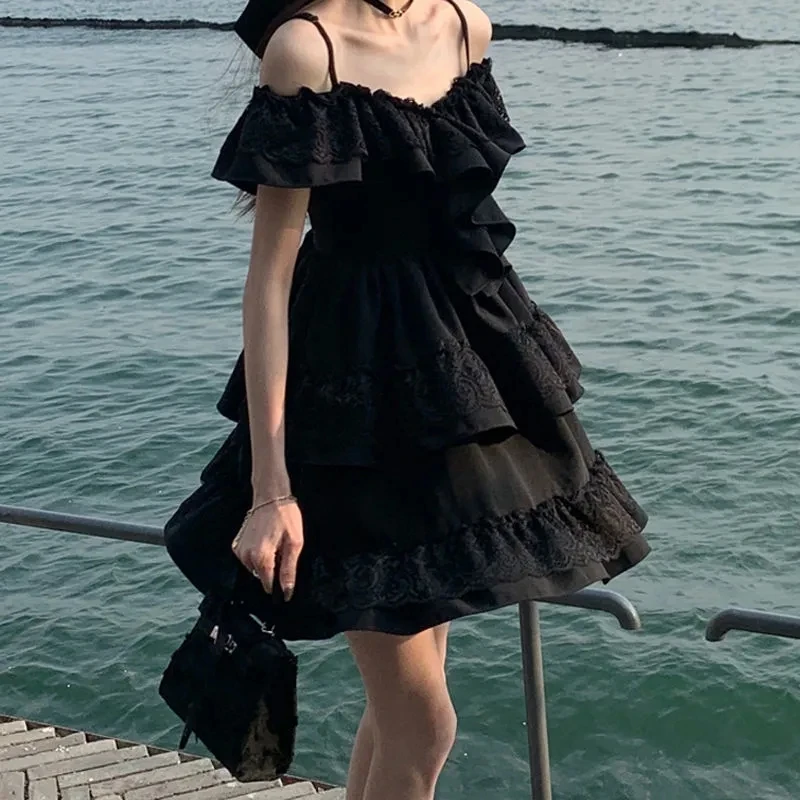 

Женское платье с открытыми плечами, кружевное лоскутное платье-трапеция на бретельках с оборками, лето 2023