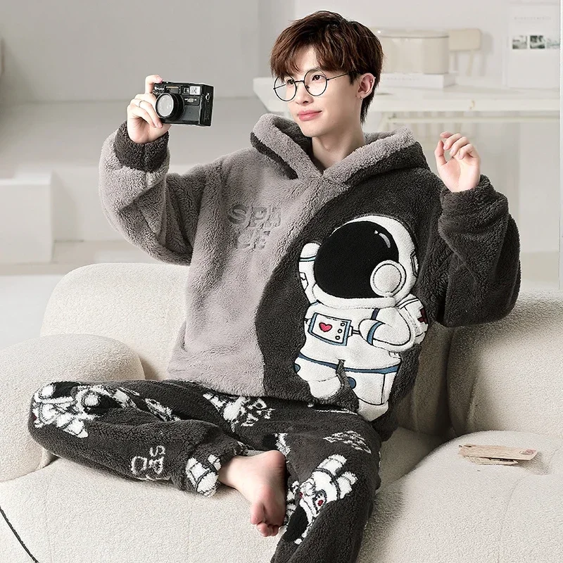 

Winter Men Pijama Sets 2PCS Adult Korean Hooded Sleepwear Pyjama Male Loungewear Cool Astronaut Thicken Soft Warm Pajama
