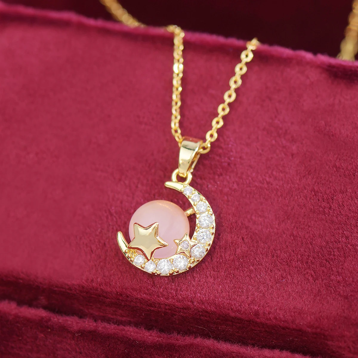 

Exquisite Pave Top Quality Flash Tiny Zircon Necklaces Minimalist Moon With Star Charm Fashion All-Match Luxury Necklaces Gift